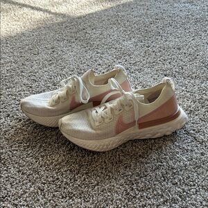 Nike React Infinity Run Flyknit 2